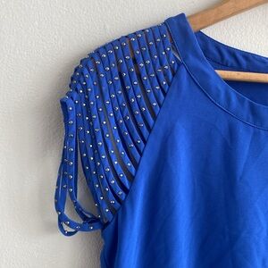 Love the details on sleeves